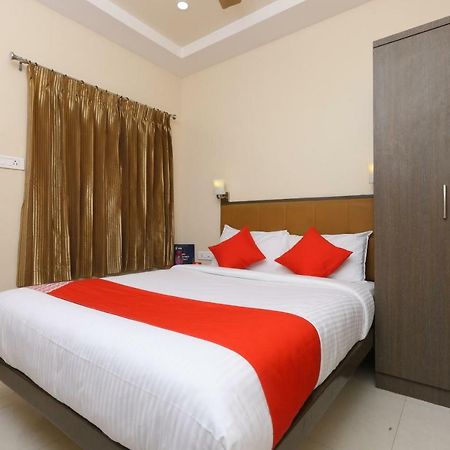 Oyo 14934 Kalyani Grand Otel Chennai Dış mekan fotoğraf