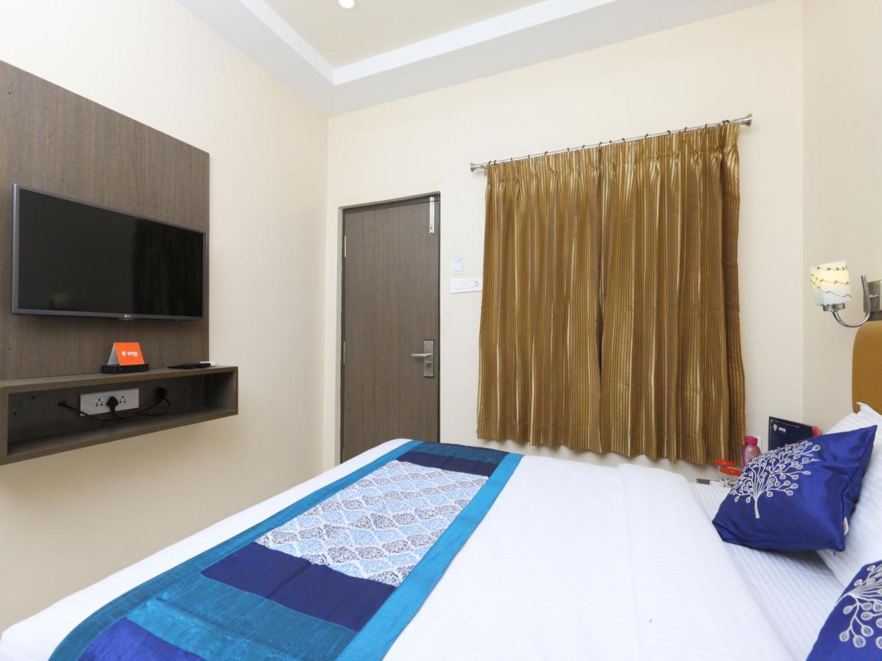 Oyo 14934 Kalyani Grand Otel Chennai Dış mekan fotoğraf